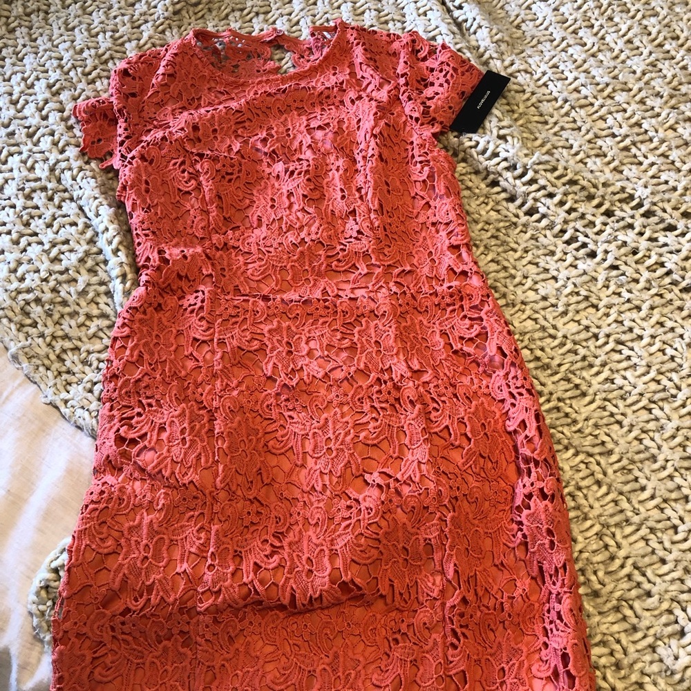 NWT backless lace dress